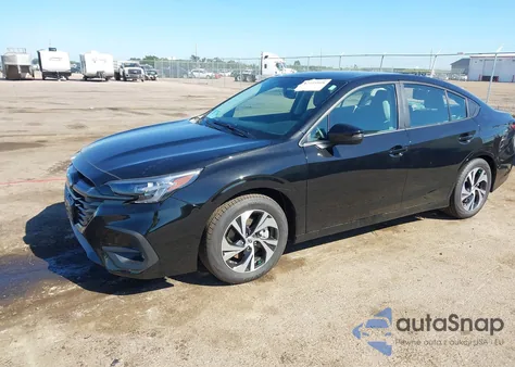 2025 Subaru Legacy Premium z USA, uszkodzony, nr VIN 4S3BWAD6XS3023931